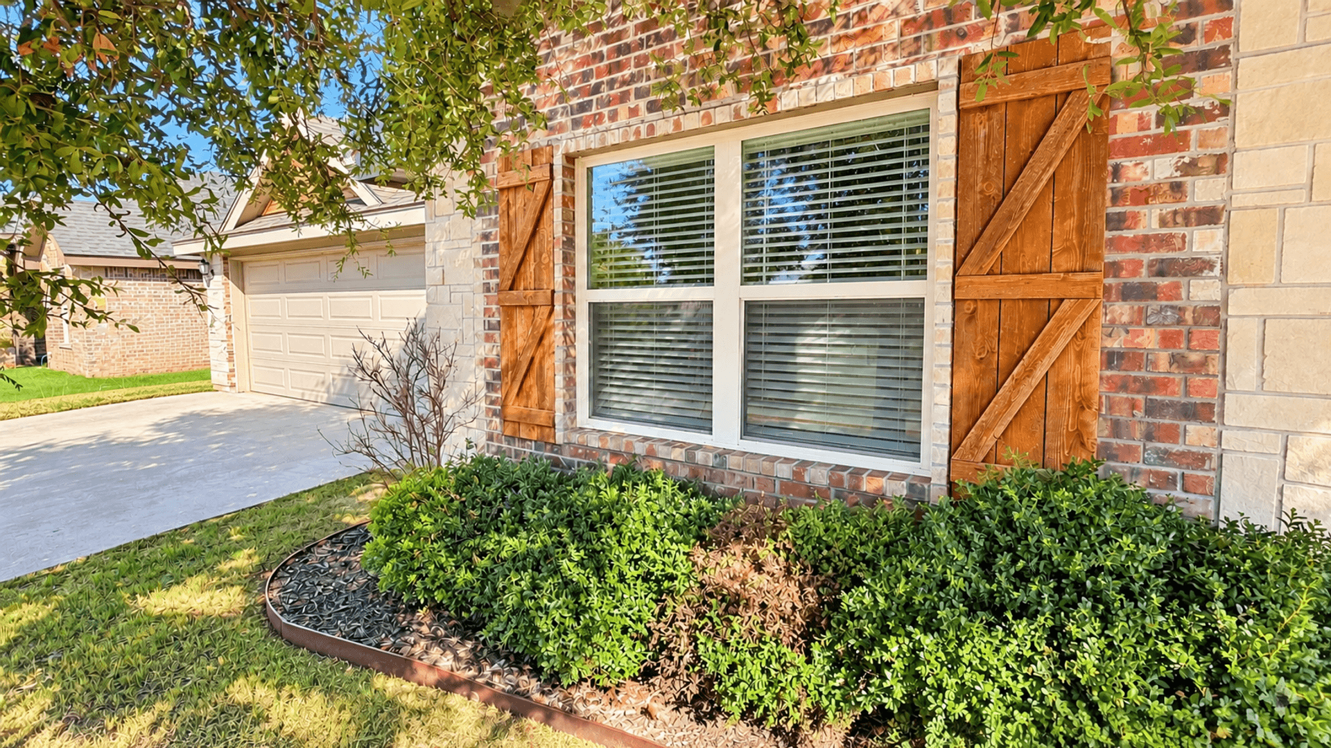 ABILENE House: 3738 BETTES