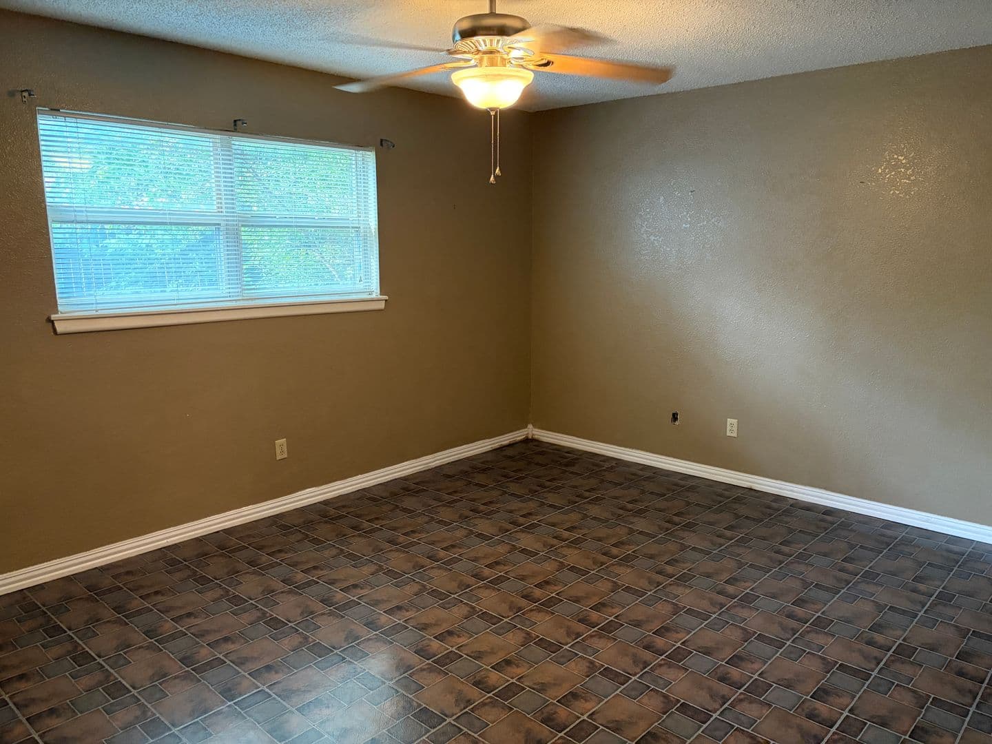 Abilene House: 3325 S. 15th