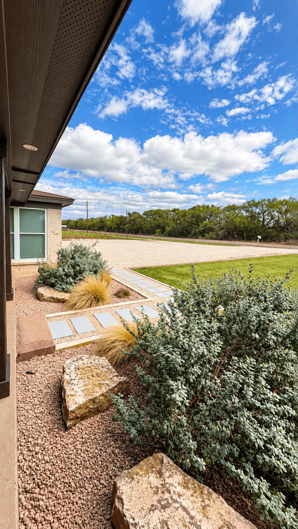 ABILENE House: 2310 POTOSI RD