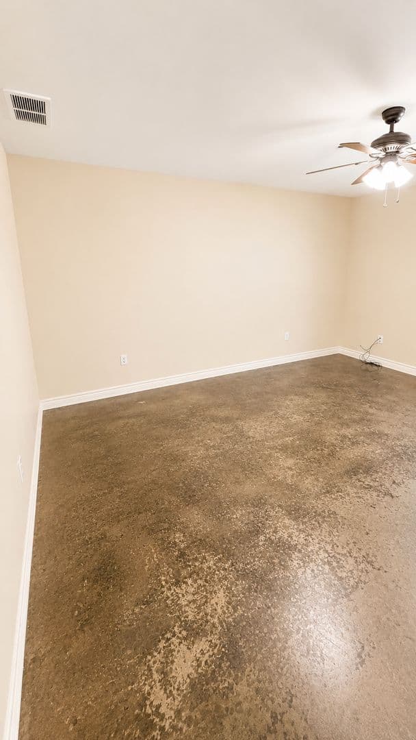 Abilene House: 2450 Union