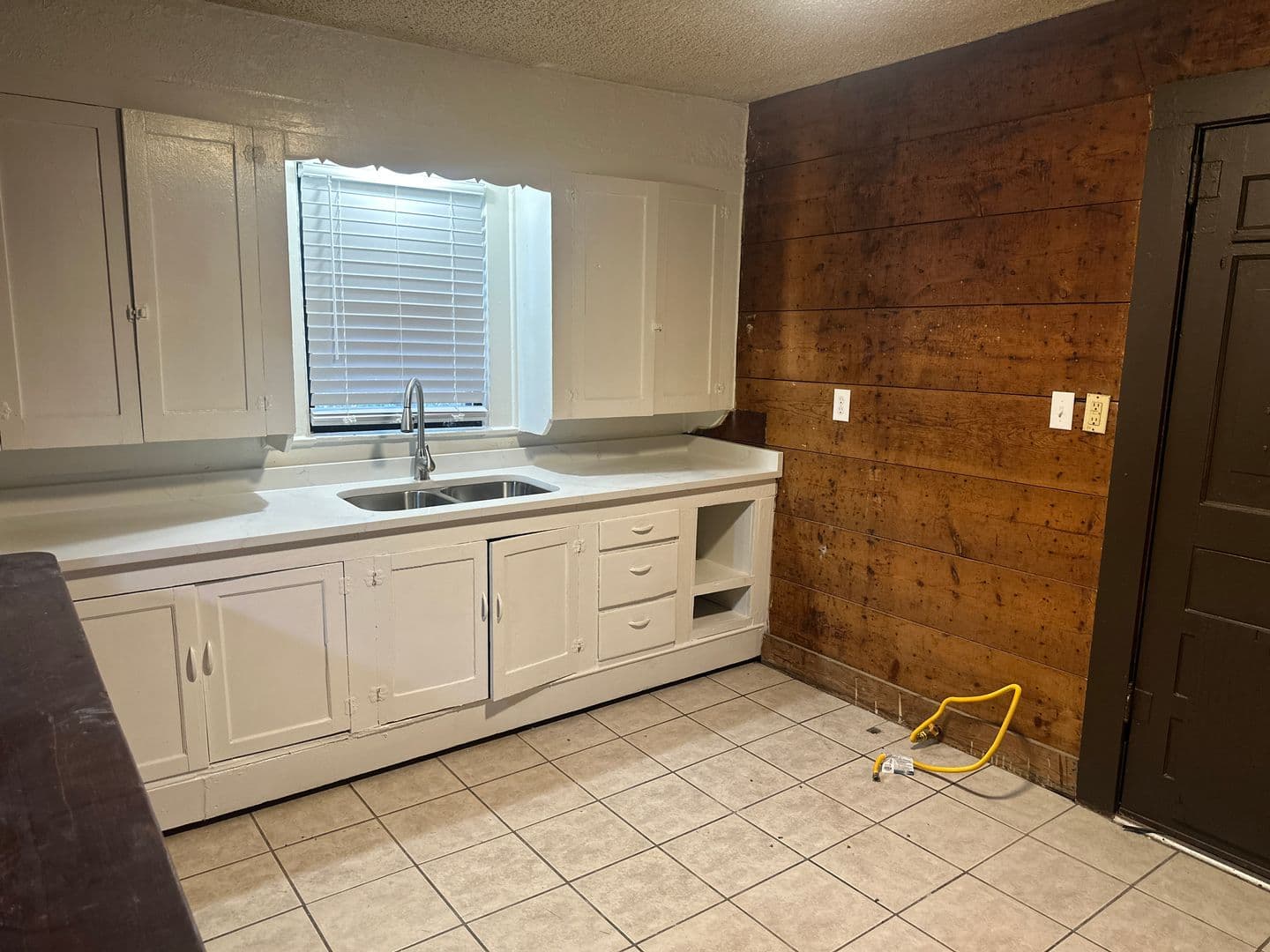 Abilene House: 409 Miller