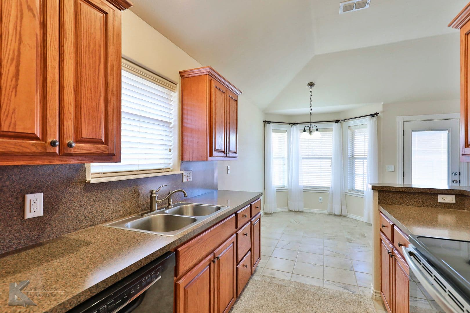 Abilene House: 1218 Lewis and Clark Trail