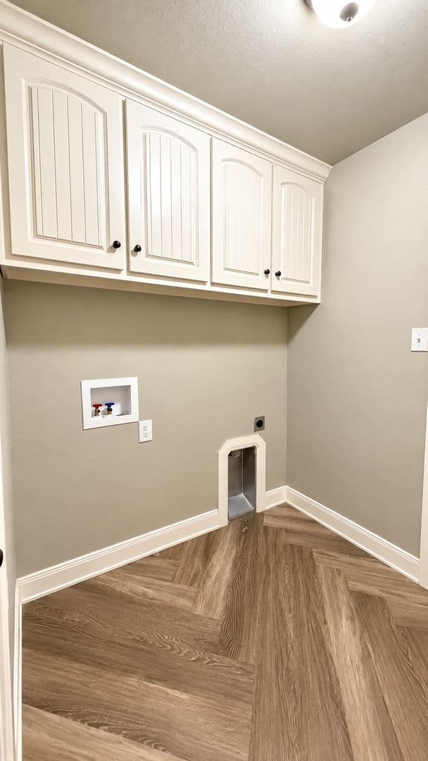 ABILENE House: 3738 BETTES