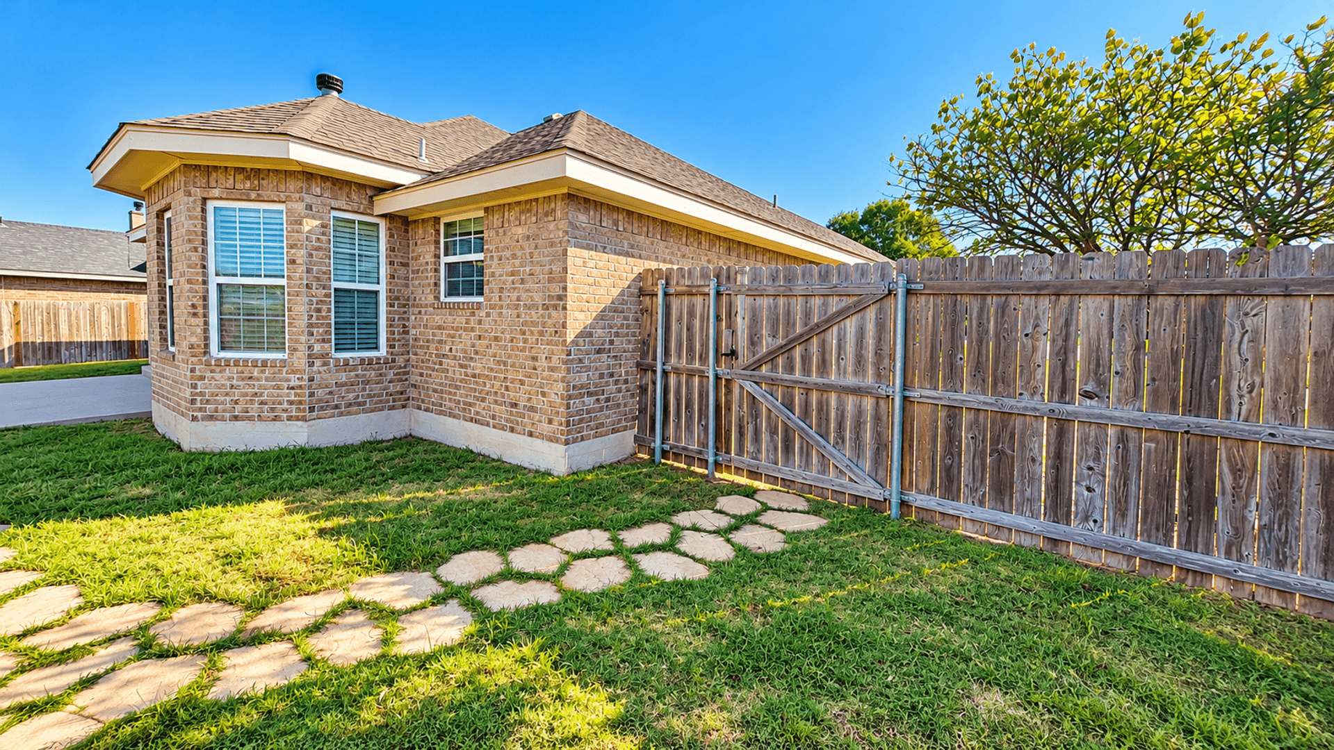 ABILENE House: 4818 Yellowstone Trail