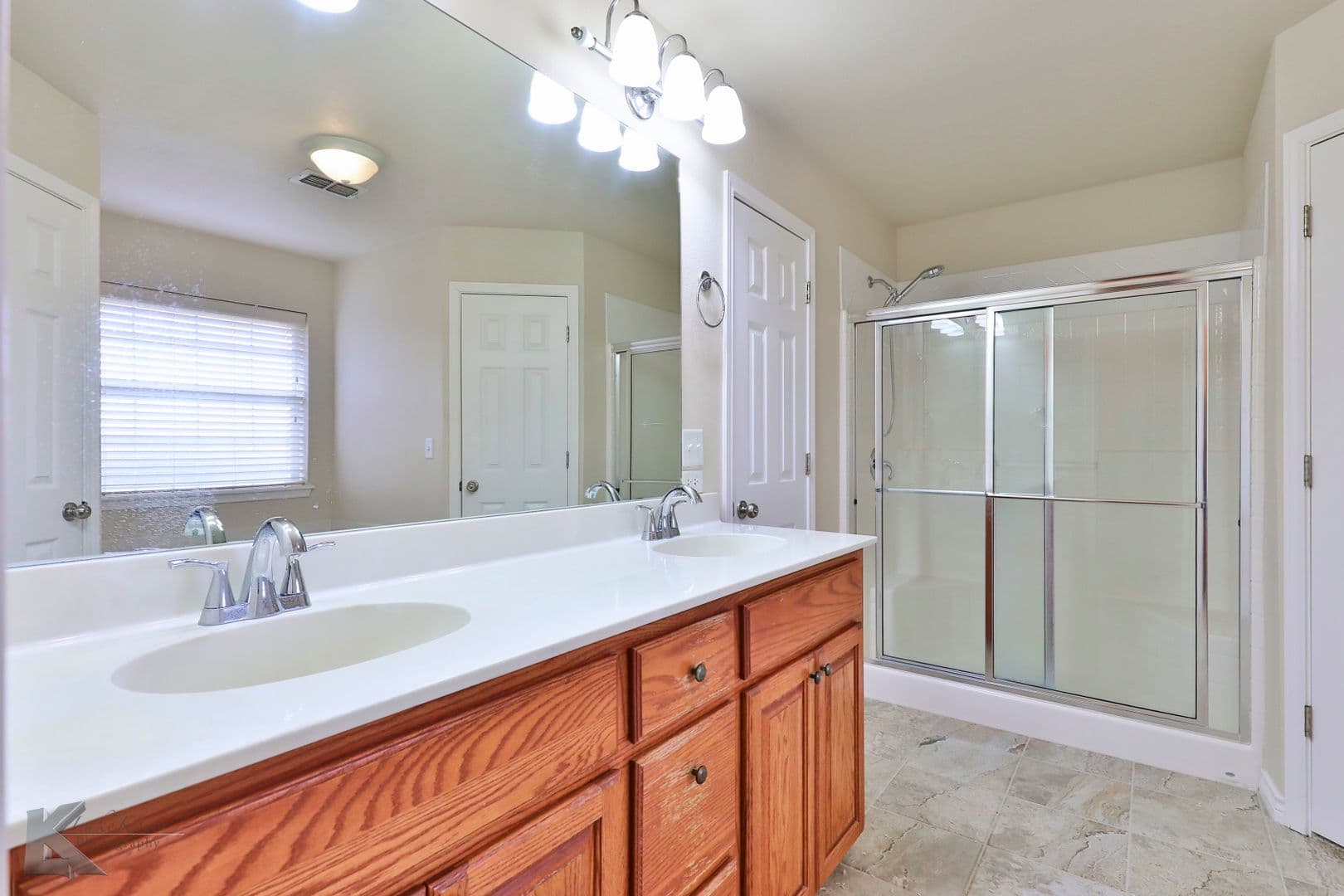 Abilene House: 1218 Lewis and Clark Trail