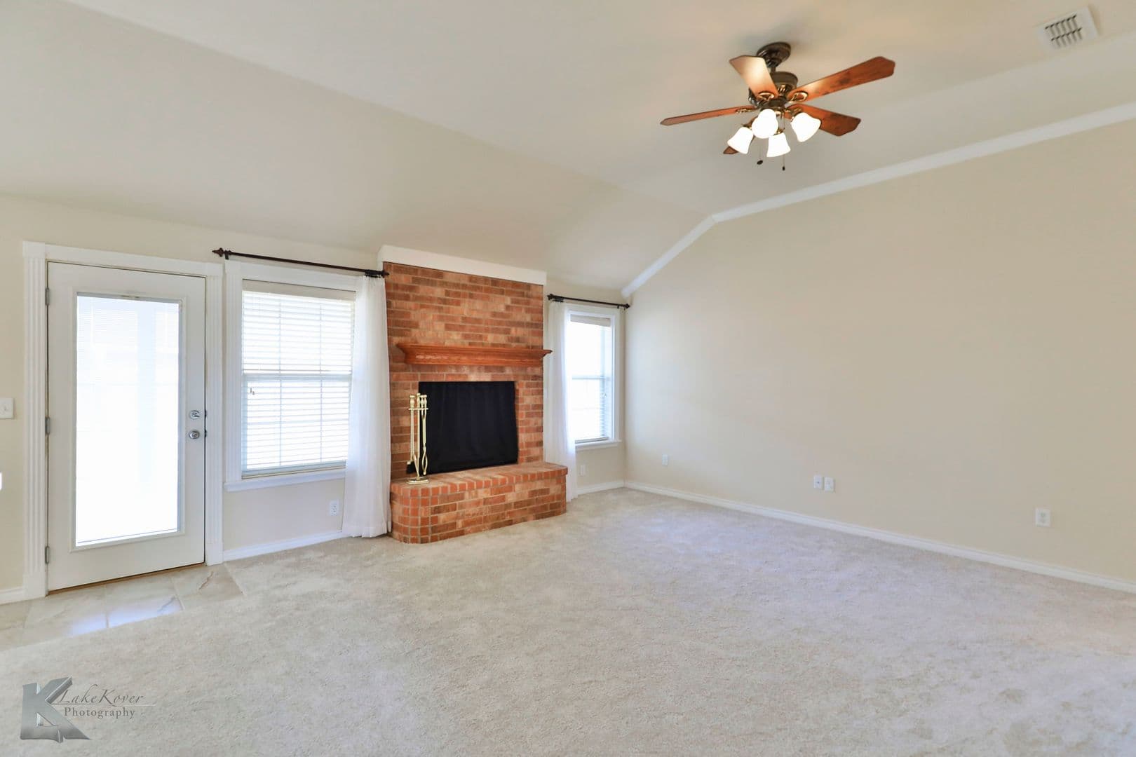 Abilene House: 1218 Lewis and Clark Trail