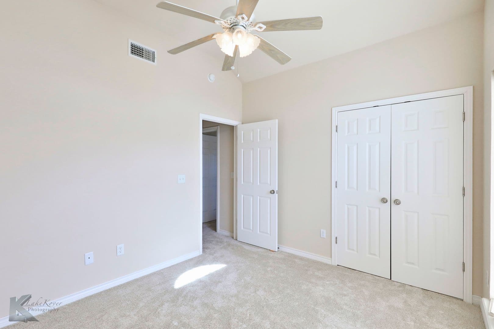 Abilene House: 1218 Lewis and Clark Trail