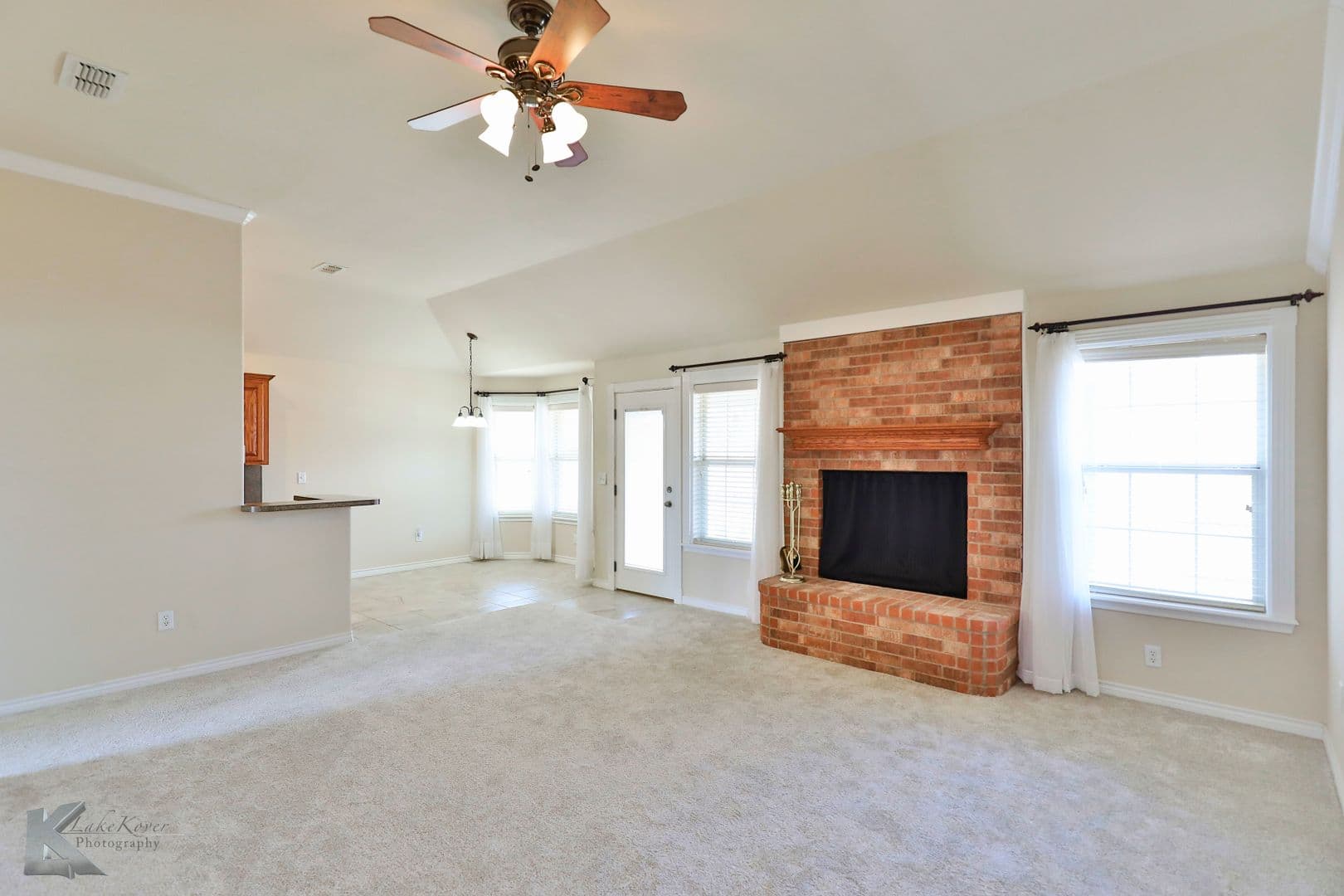 Abilene House: 1218 Lewis and Clark Trail