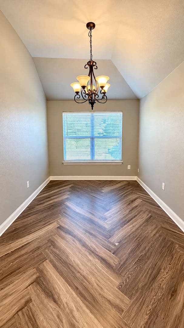 ABILENE House: 3738 BETTES