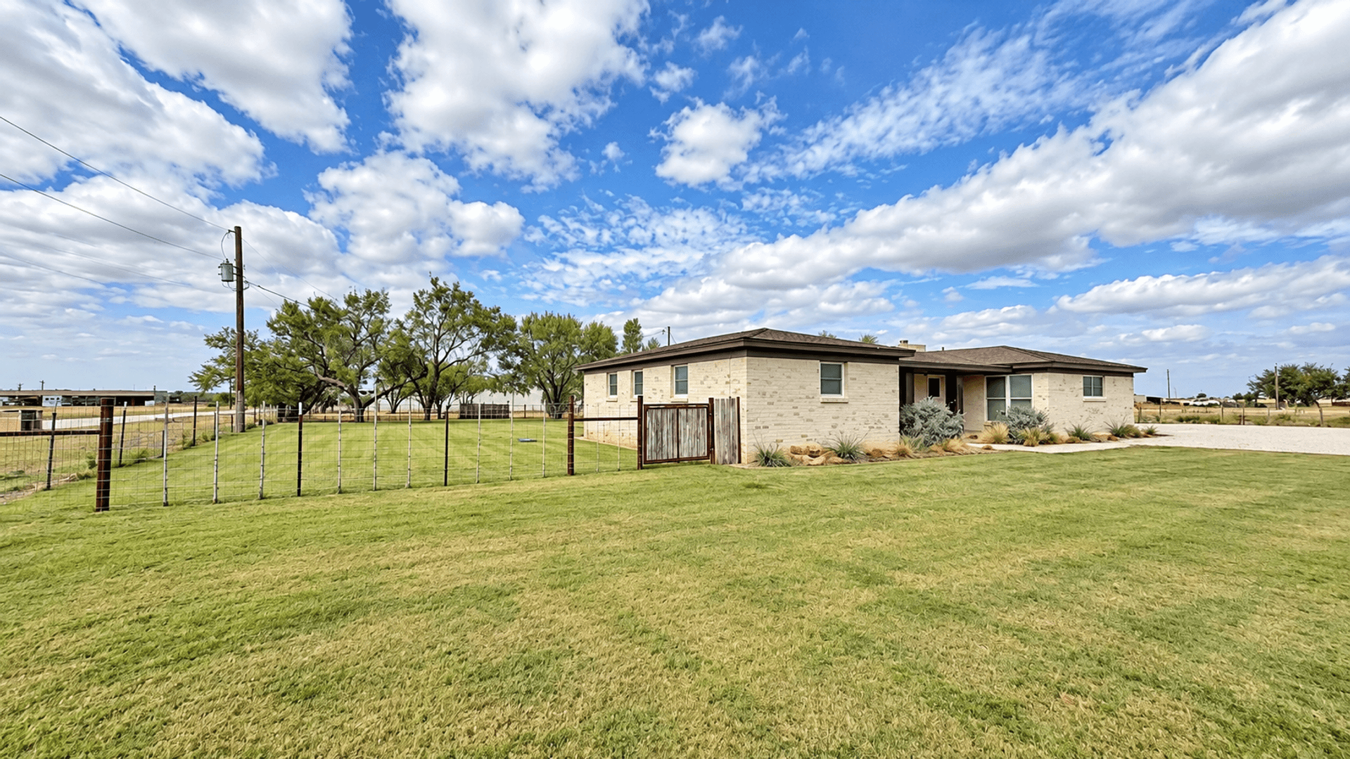 ABILENE House: 2310 POTOSI RD