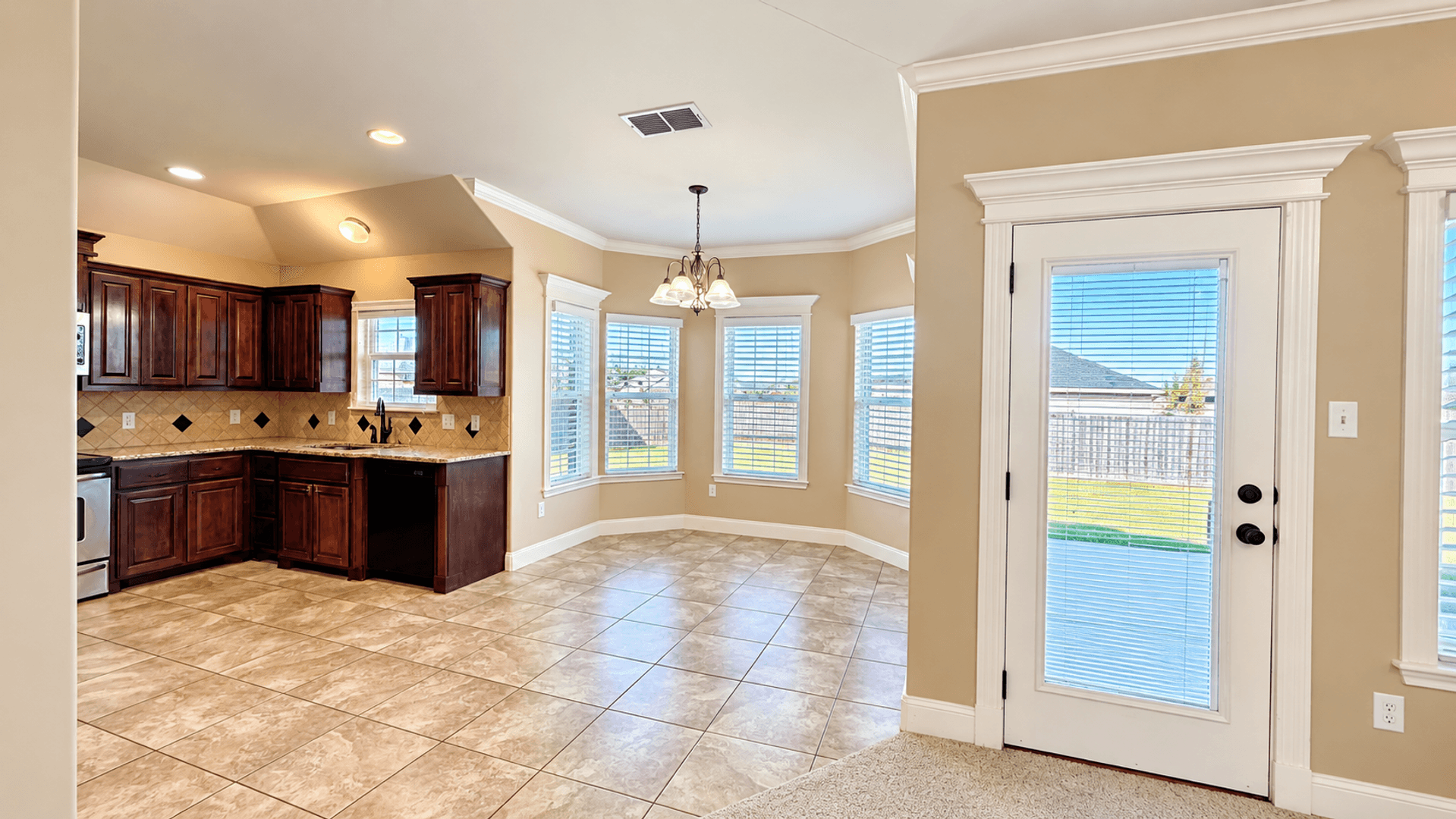 ABILENE House: 4818 Yellowstone Trail