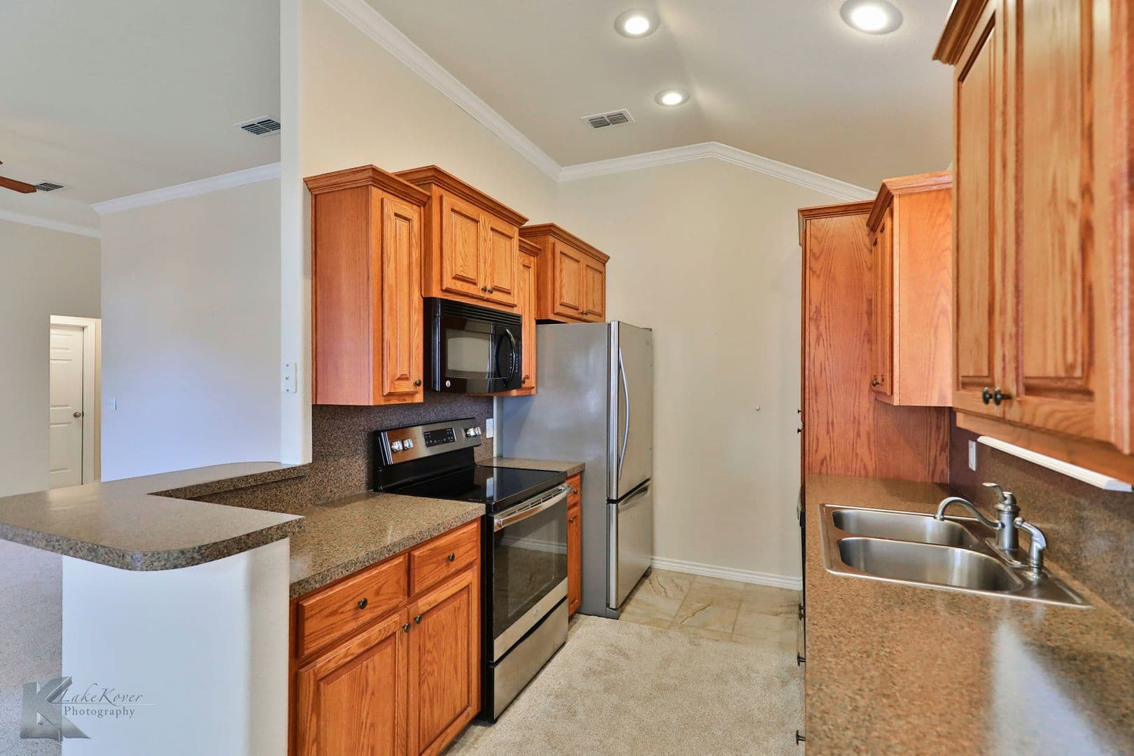 Abilene House: 1218 Lewis and Clark Trail