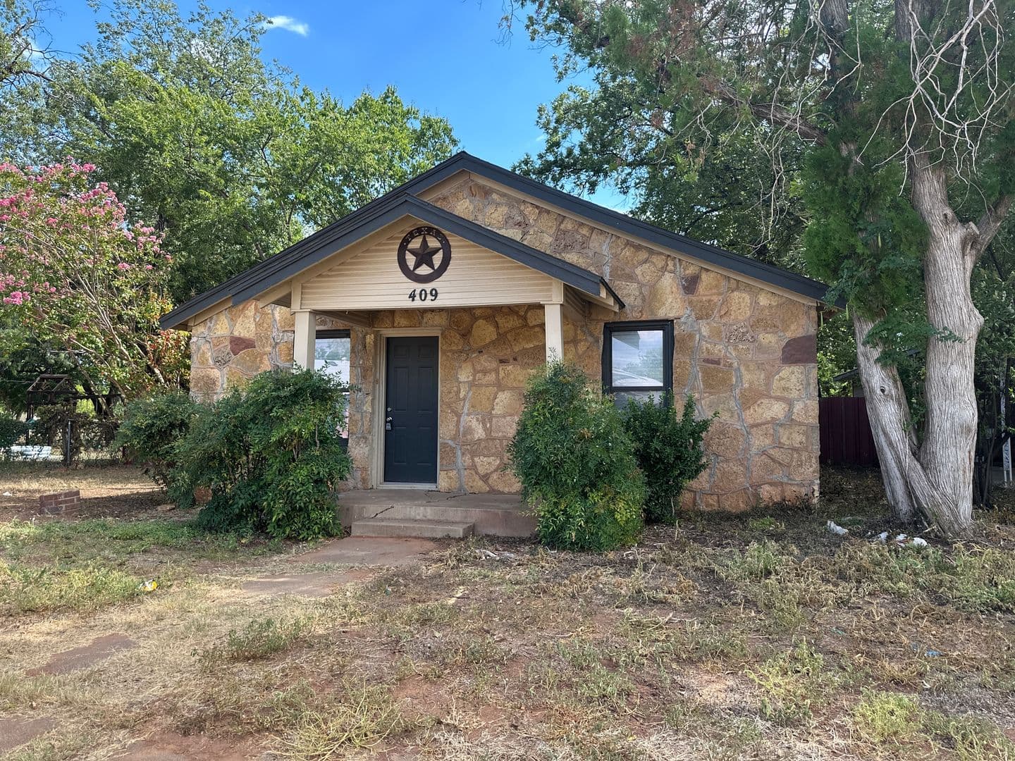 Abilene House: 409 Miller