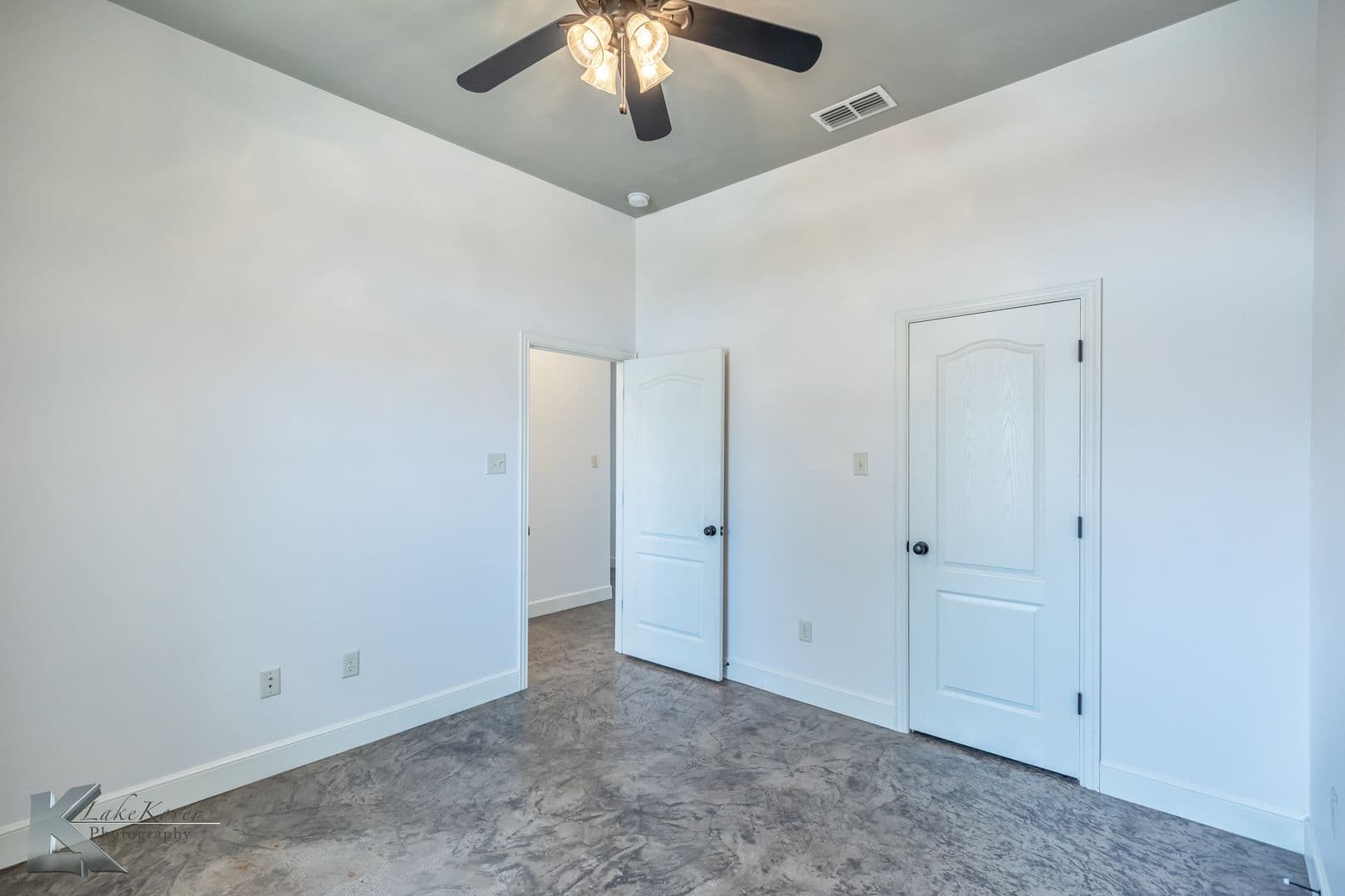 ABILENE House: 3804 CARRERA