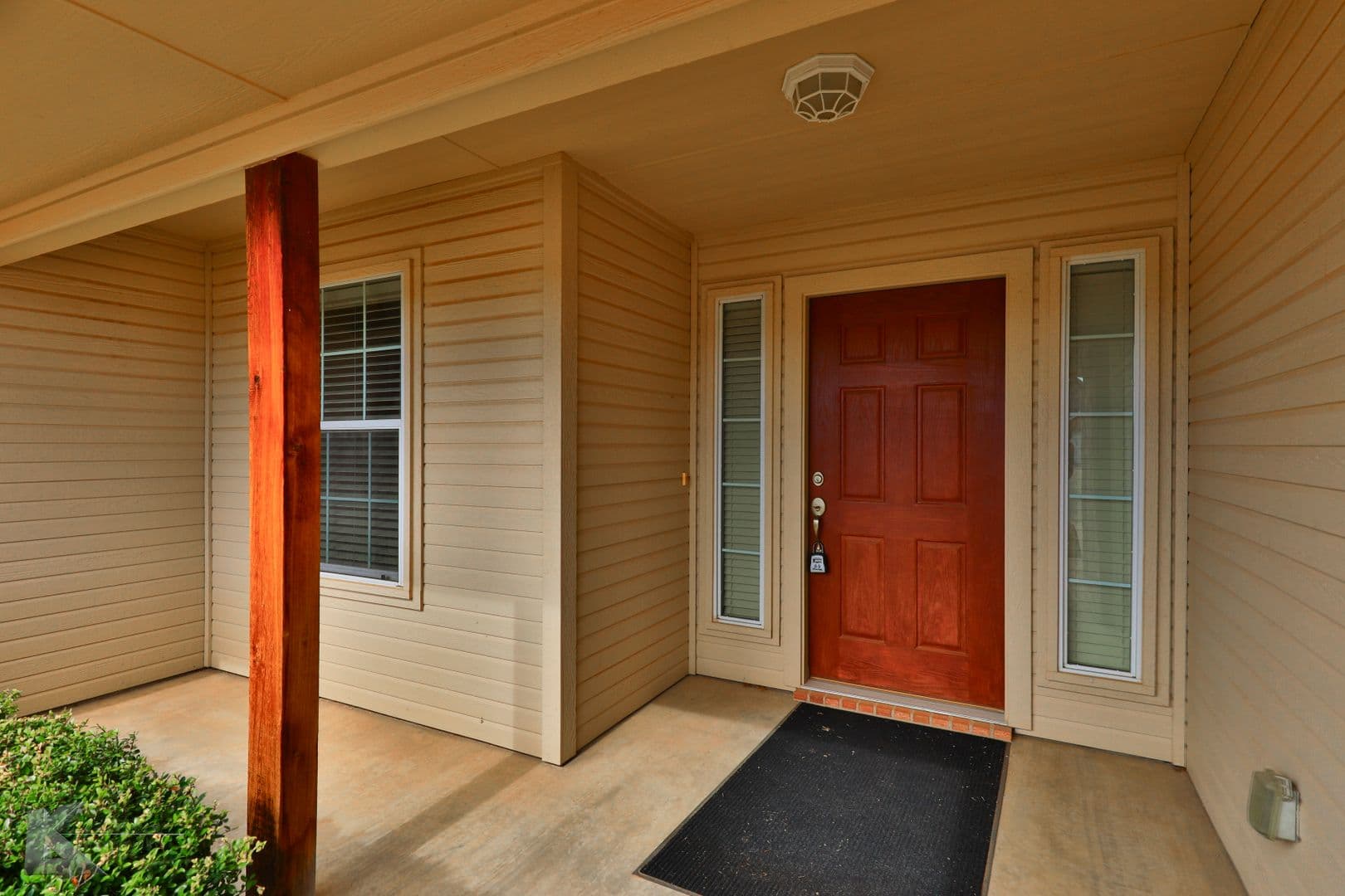Abilene House: 1218 Lewis and Clark Trail