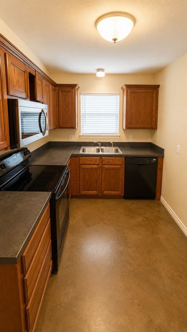 Abilene House: 2450 Union