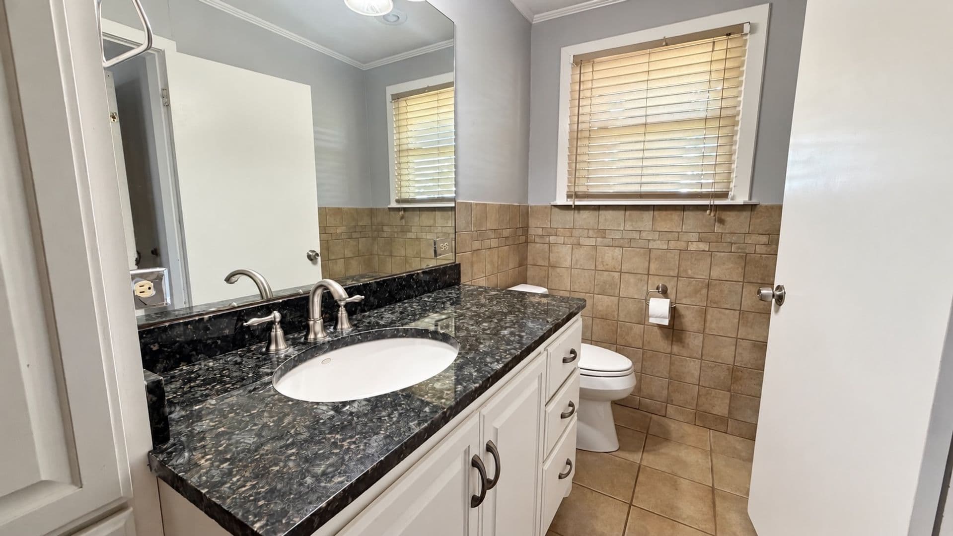 Abilene House: 2881 Spinks Rd