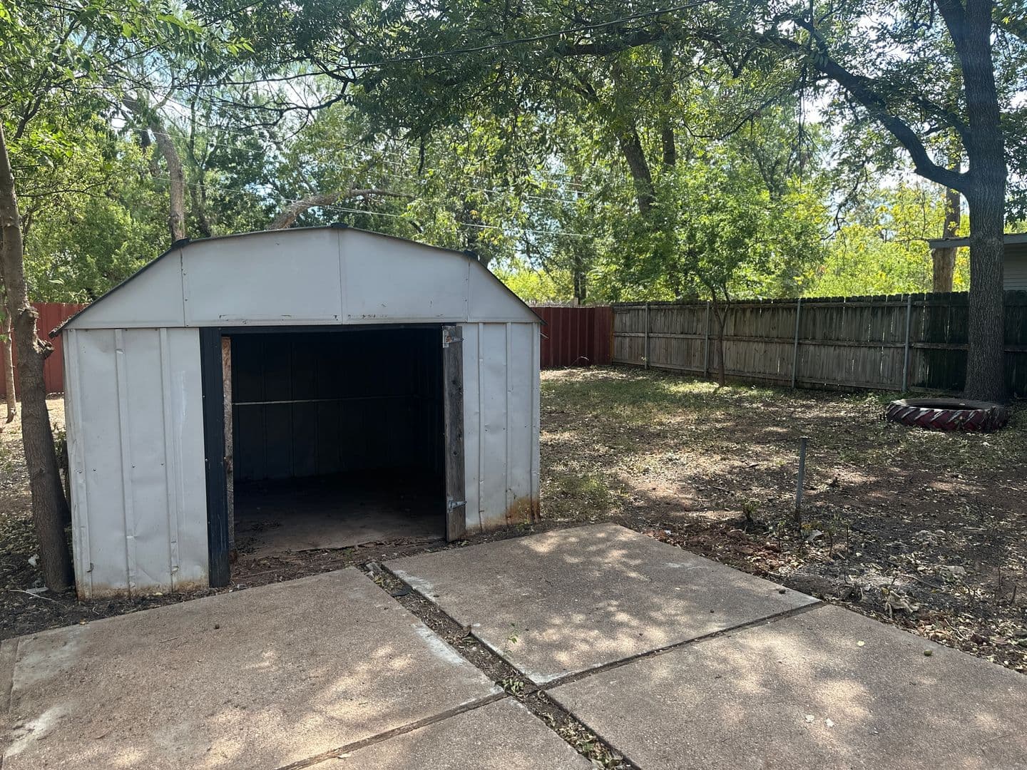 Abilene House: 409 Miller
