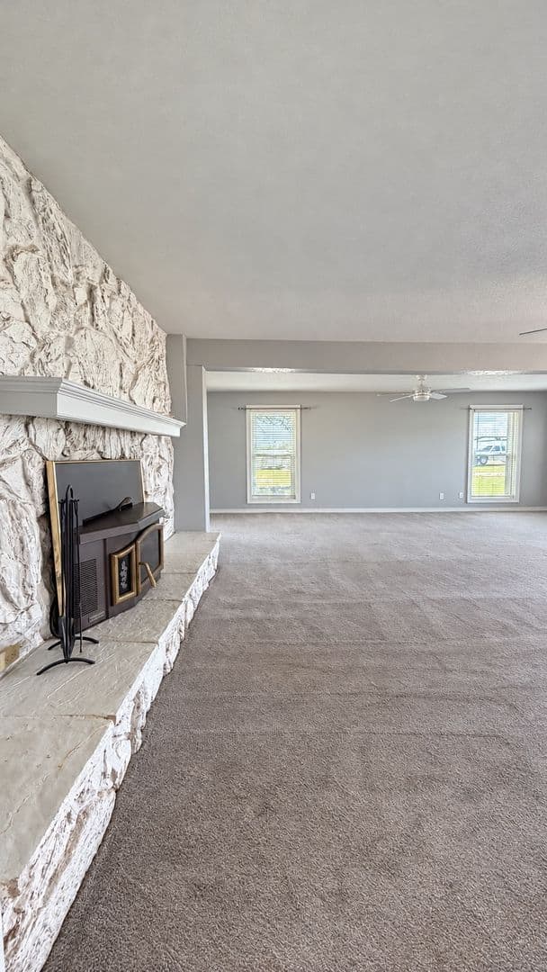 Abilene House: 2881 Spinks Rd
