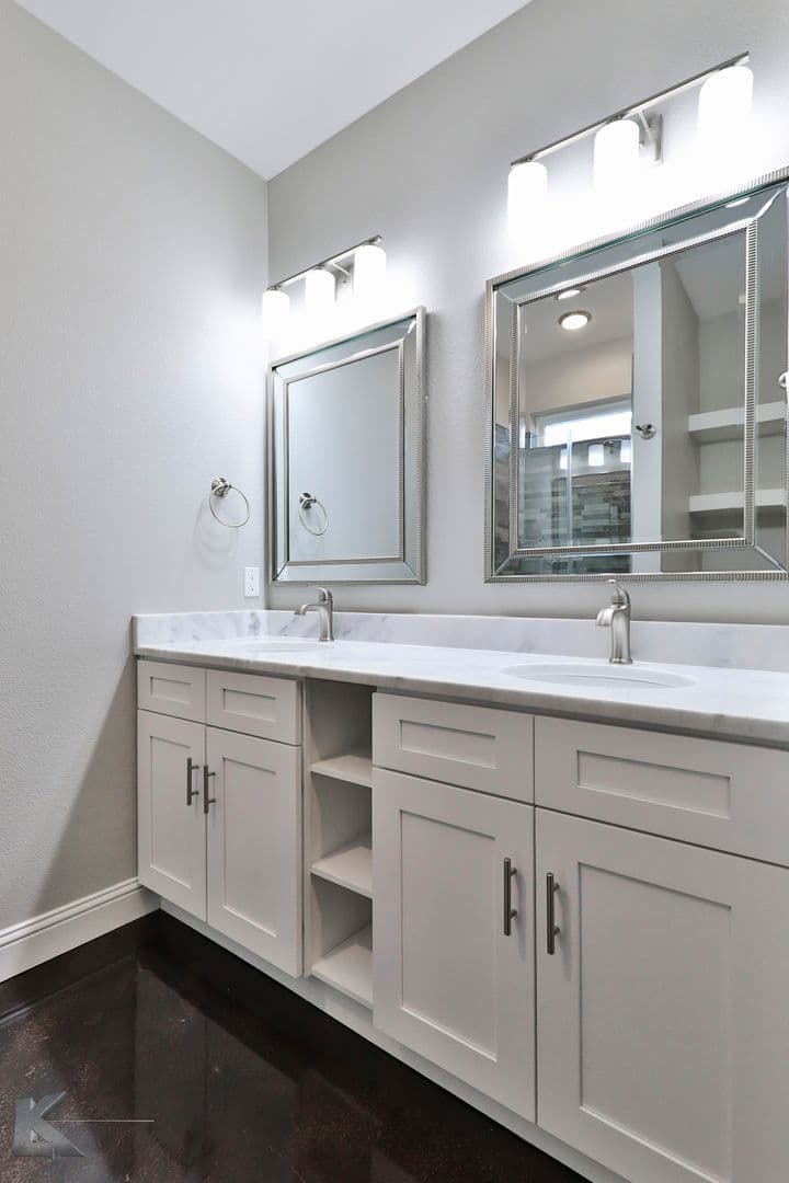ABILENE House: 326 MARTIS WAY