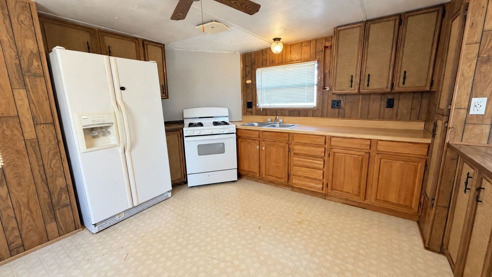Abilene House: 518 Chapel Hill Rd