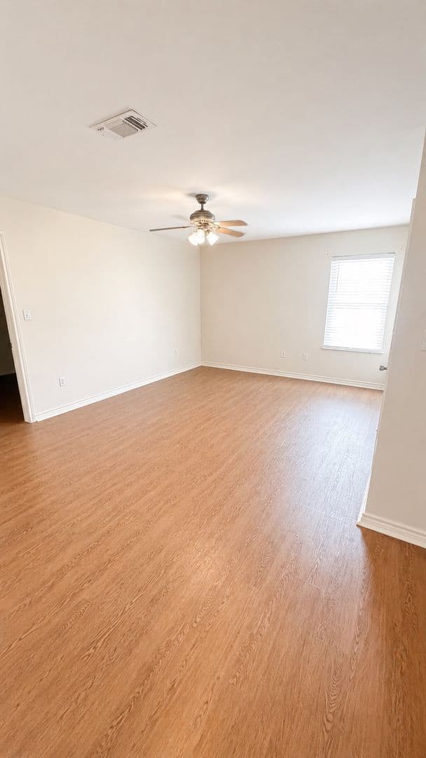 Abilene House: 2450 Union