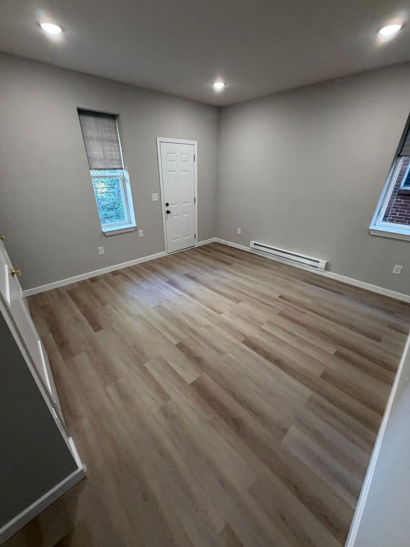 Philadelphia Apartment: 110 S 58th St