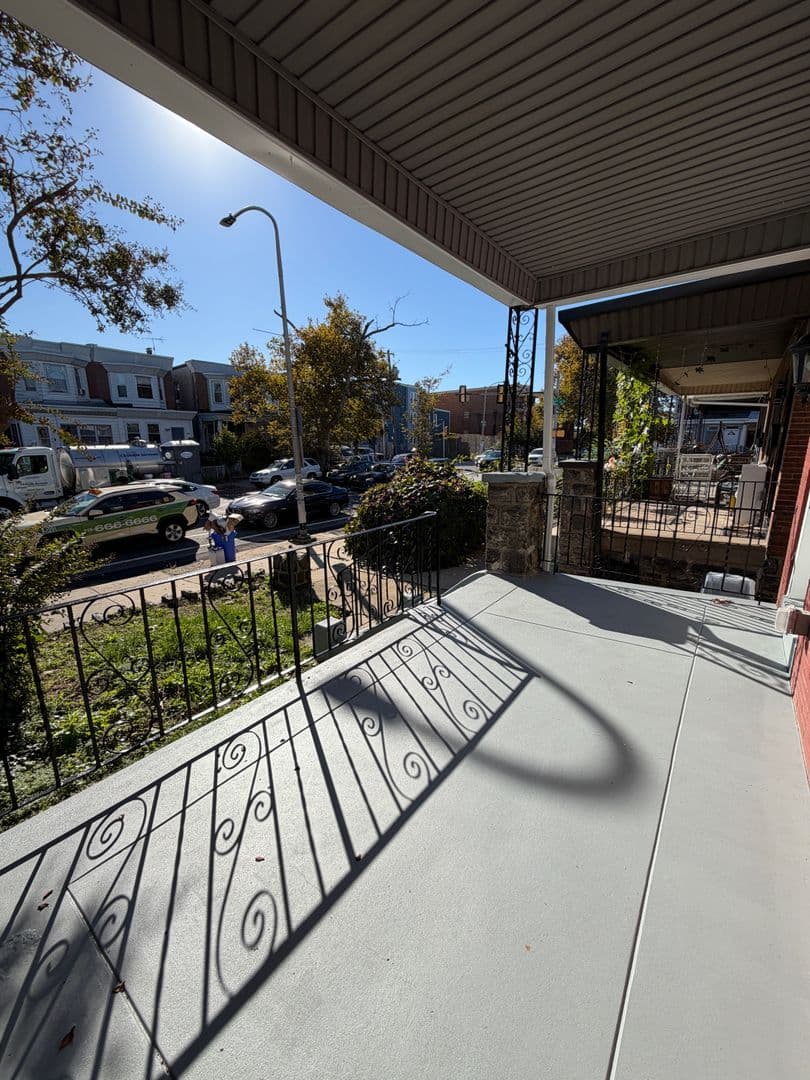 Philadelphia House: 5043 Chestnut St