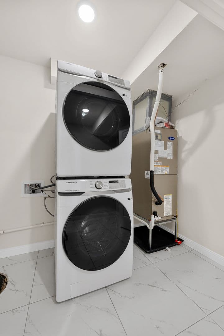 Philadelphia Apartment: 7513 Dicks Ave