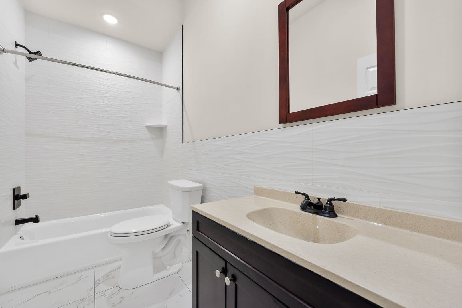 Philadelphia Apartment: 7513 Dicks Ave
