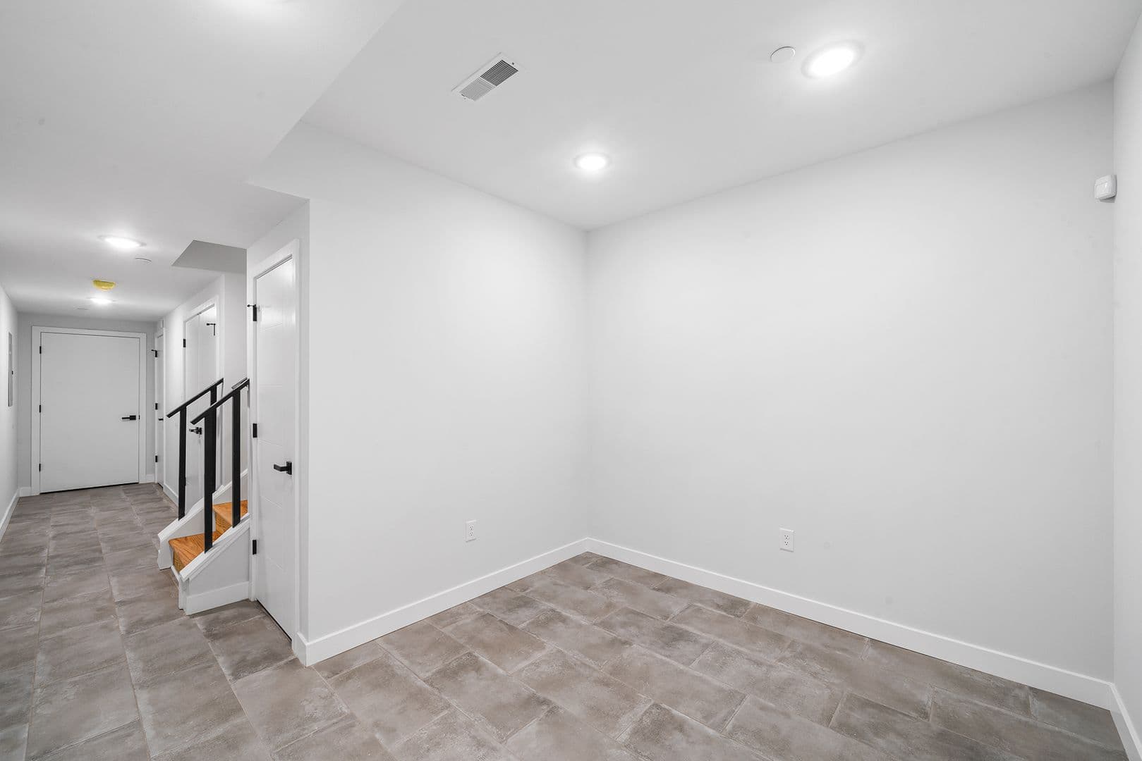 Philadelphia House: 2156 N Randolph Street