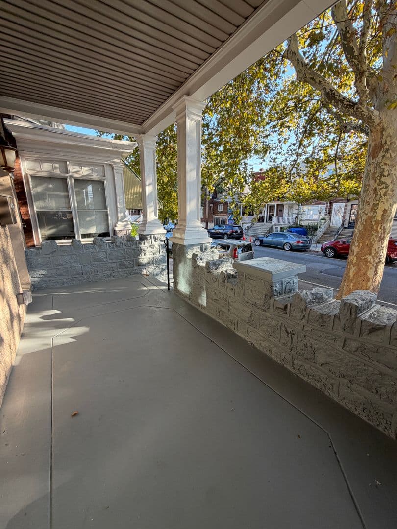 Philadelphia Apartment: 110 S 58th St