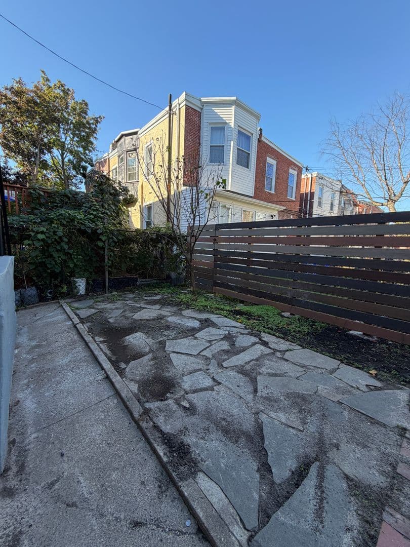 Philadelphia House: 5043 Chestnut St