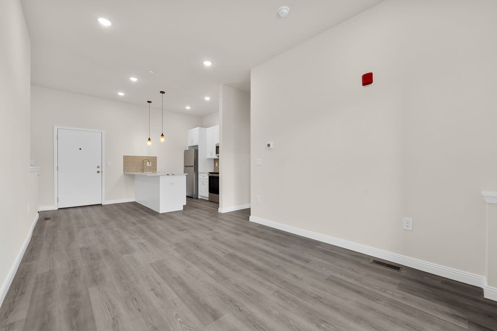 Philadelphia Apartment: 7513 Dicks Ave