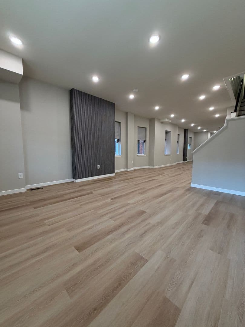 Philadelphia House: 5043 Chestnut St