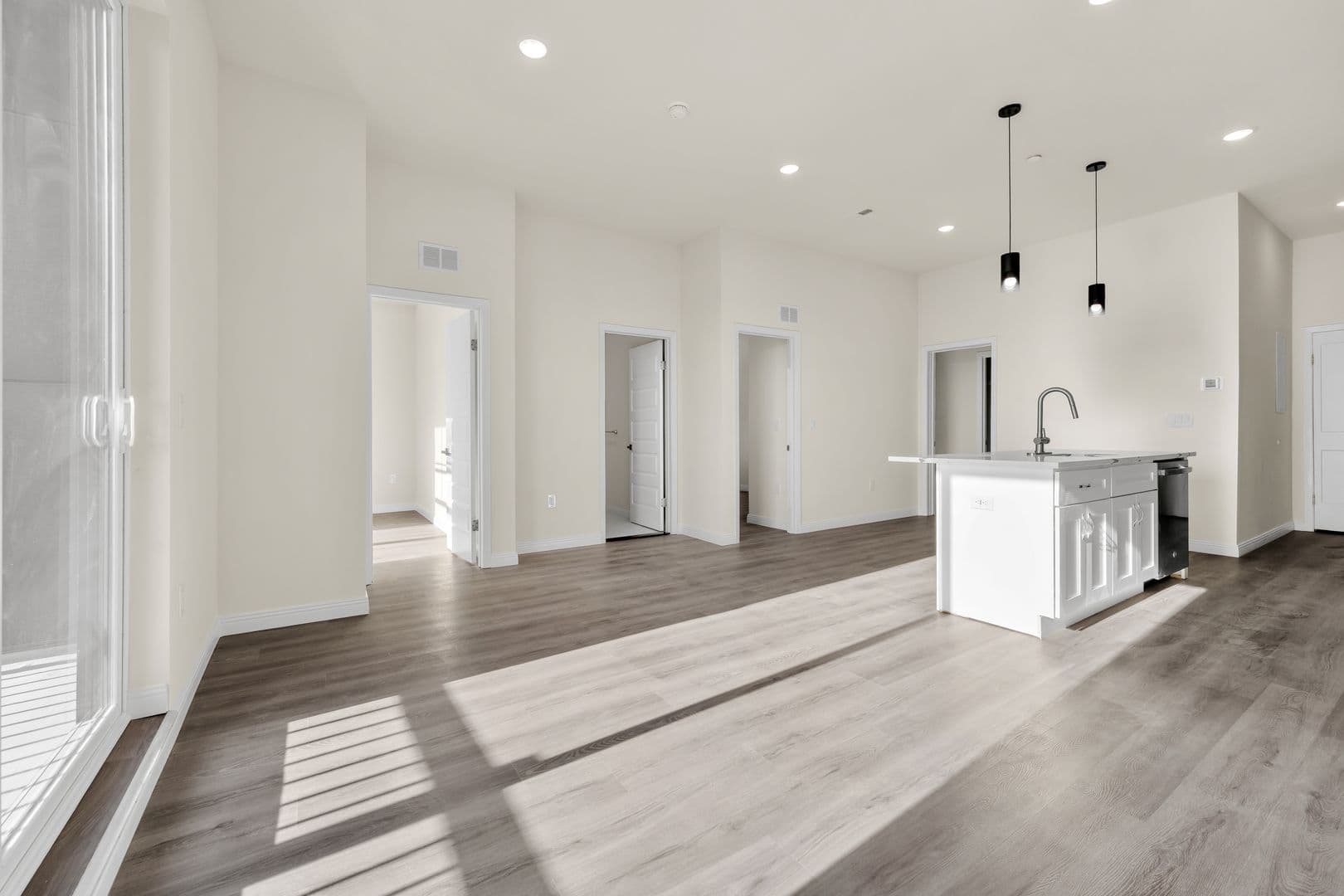 Philadelphia Apartment: 7513 Dicks Ave