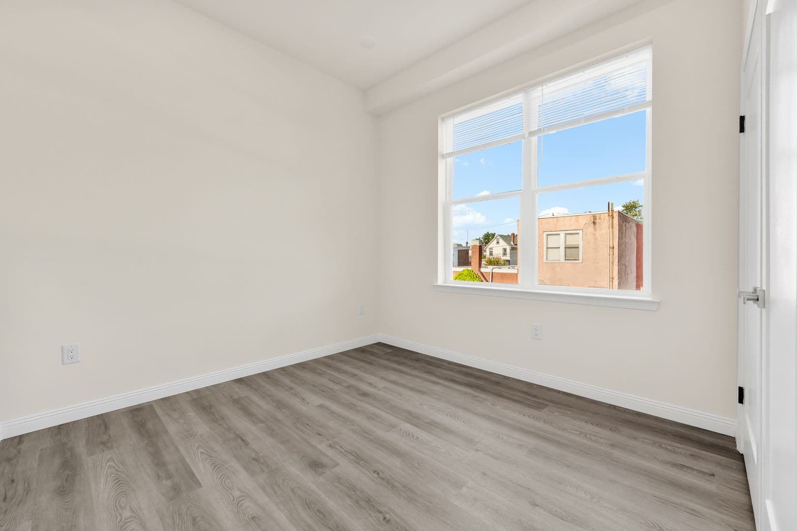 Philadelphia Apartment: 7513 Dicks Ave