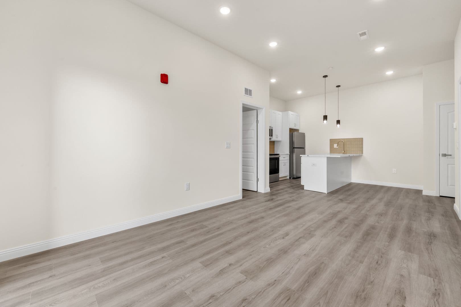 Philadelphia Apartment: 7513 Dicks Ave