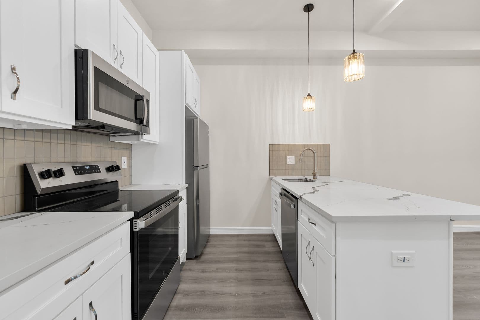 Philadelphia Apartment: 7513 Dicks Ave