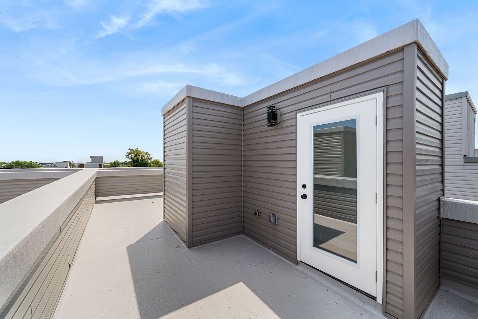 Philadelphia House: 2156 N Randolph Street
