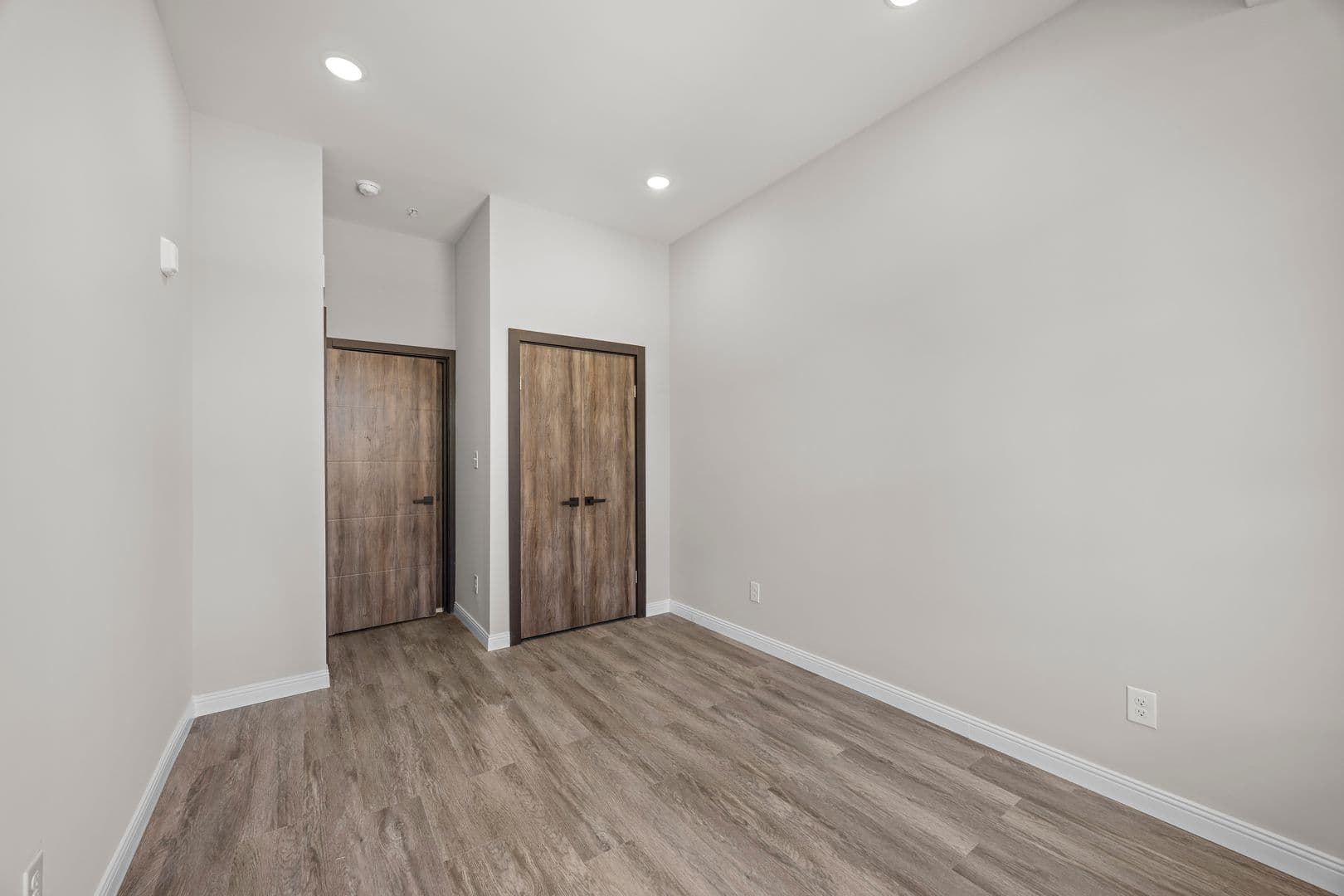 Philadelphia Apartment: 403 N Simpson St