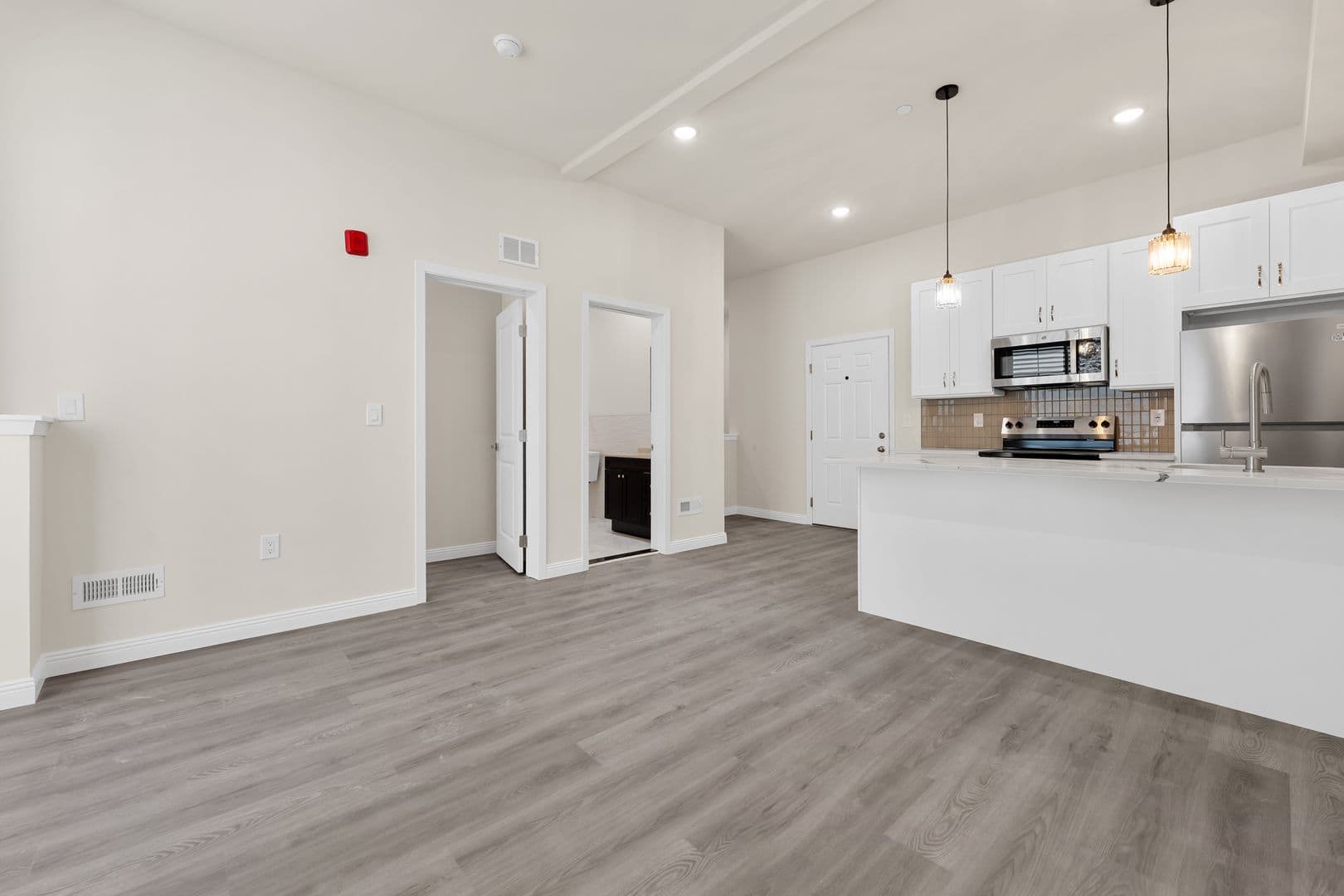 Philadelphia Apartment: 7513 Dicks Ave