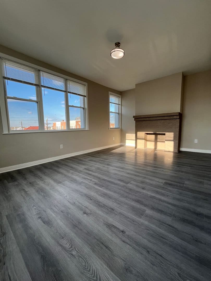 Ventnor City Apartment: 101 S Victoria Ave