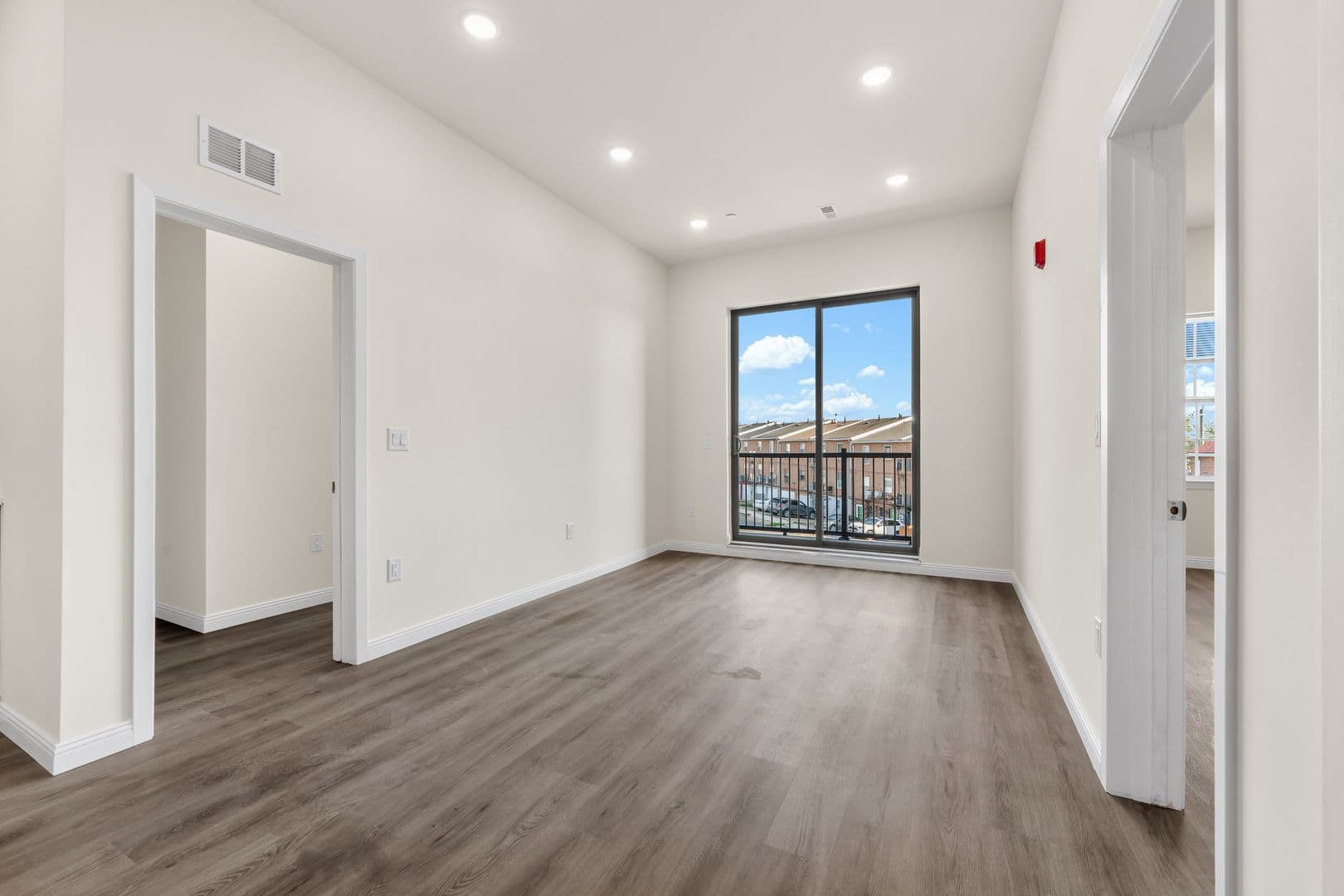 Philadelphia Apartment: 7513 Dicks Ave