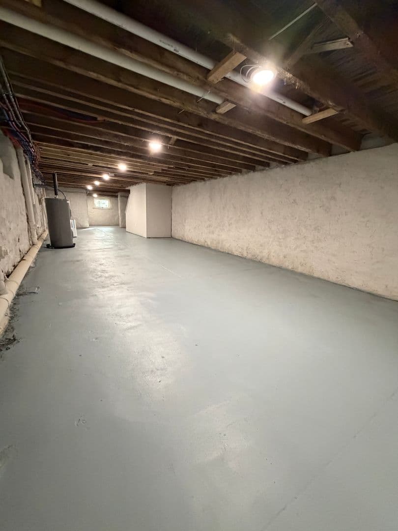 Philadelphia Apartment: 110 S 58th St