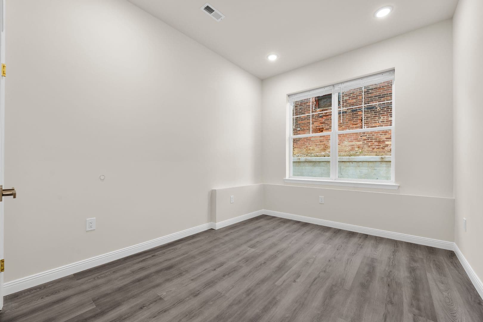 Philadelphia Apartment: 7513 Dicks Ave