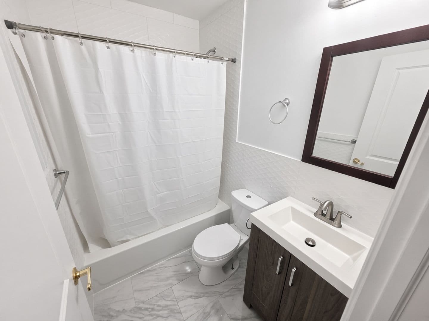 PHILADELPHIA House: 6122 Edmund St