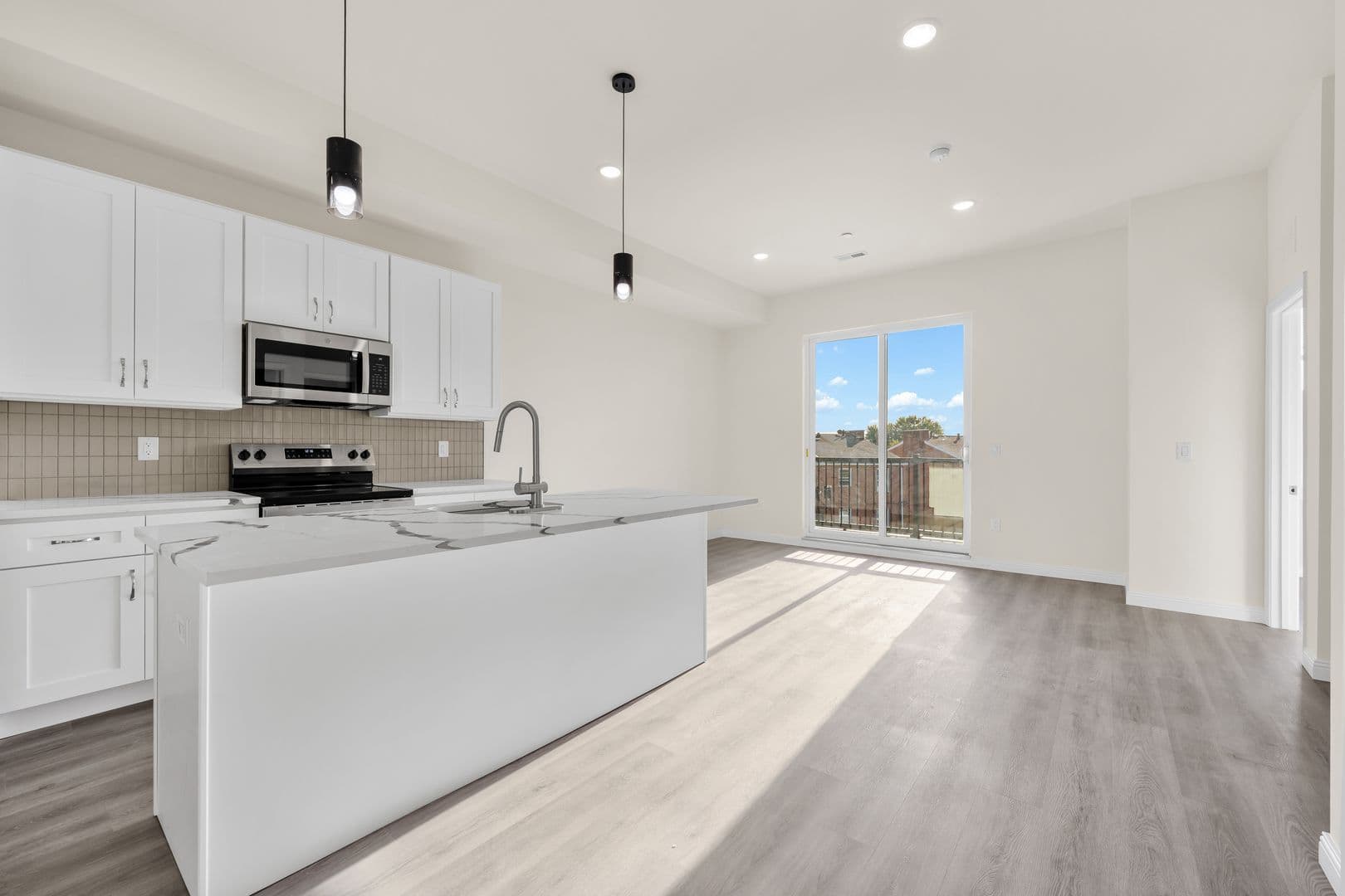 Philadelphia Apartment: 7513 Dicks Ave