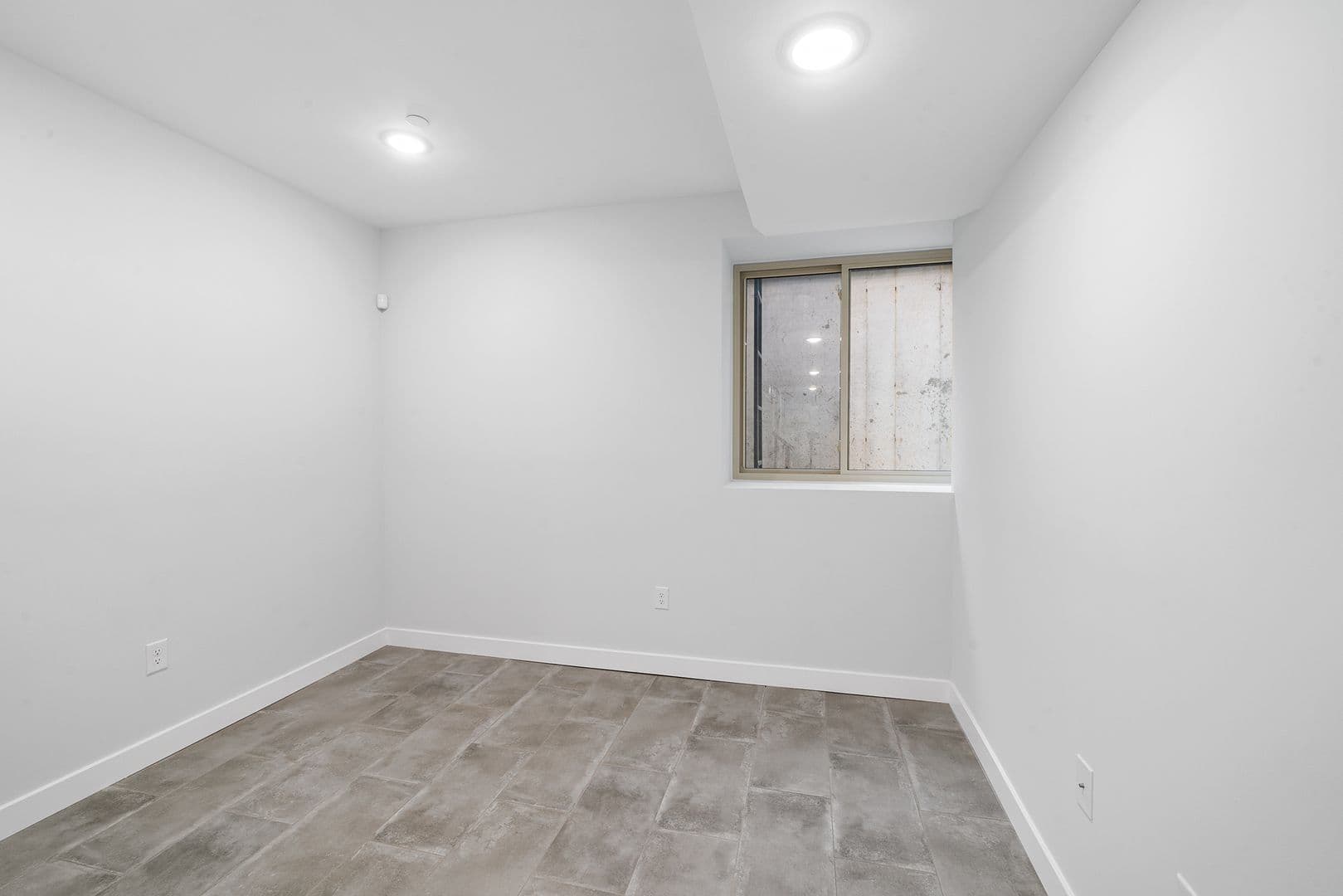 Philadelphia House: 2156 N Randolph Street