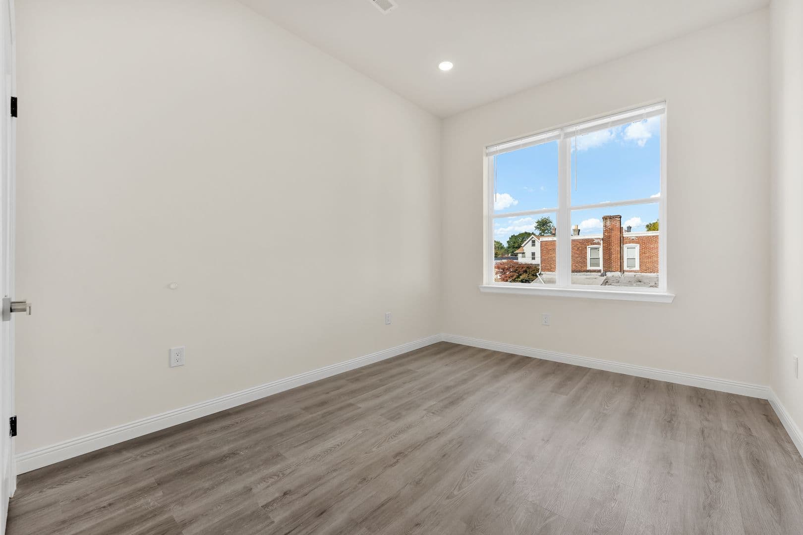 Philadelphia Apartment: 7513 Dicks Ave